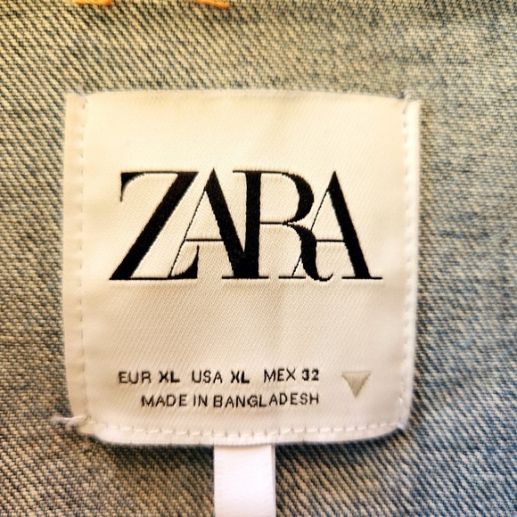 Hand-Painted, Sunflower/Wildflower Jean Jacket - Picture 3 of 3